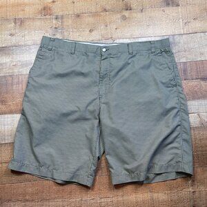 Men's Calloway Gray/Black/Green Golf Shorts size 44